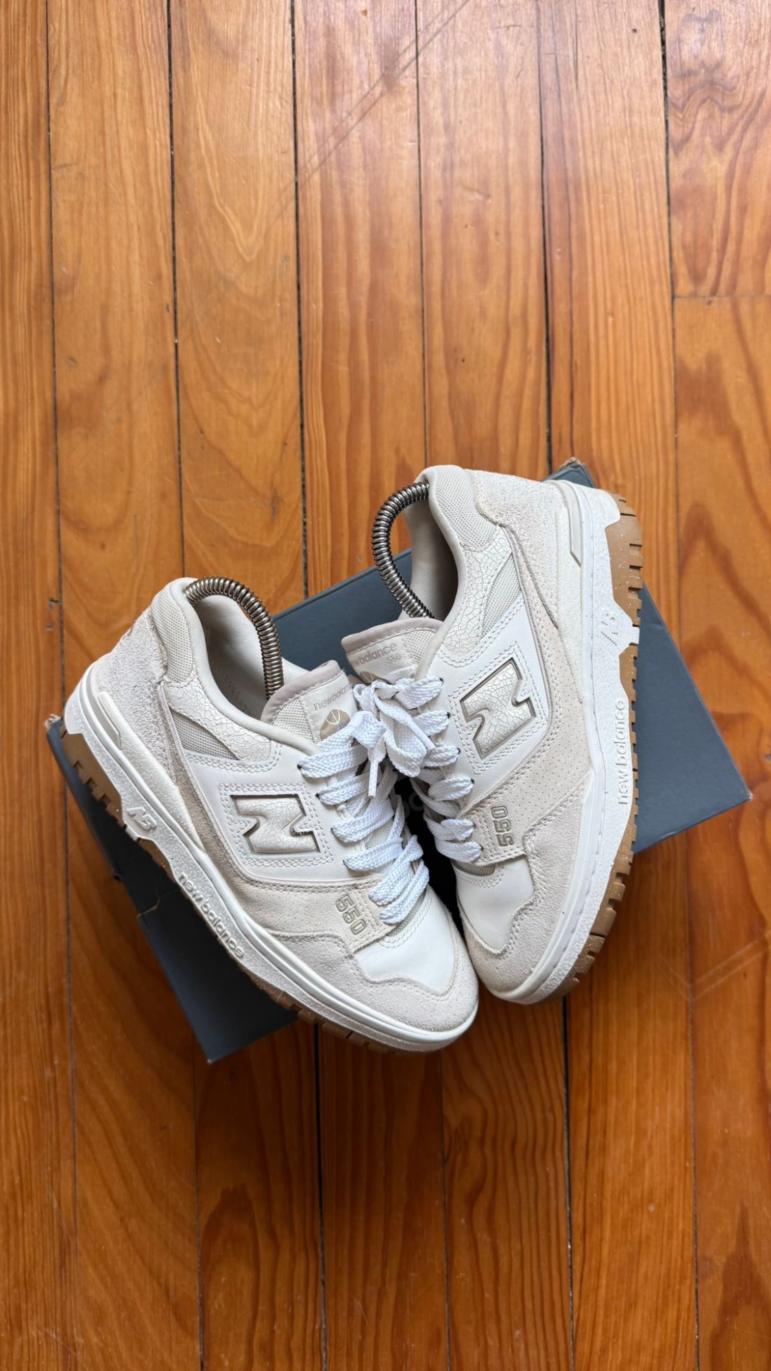 New Balance 550