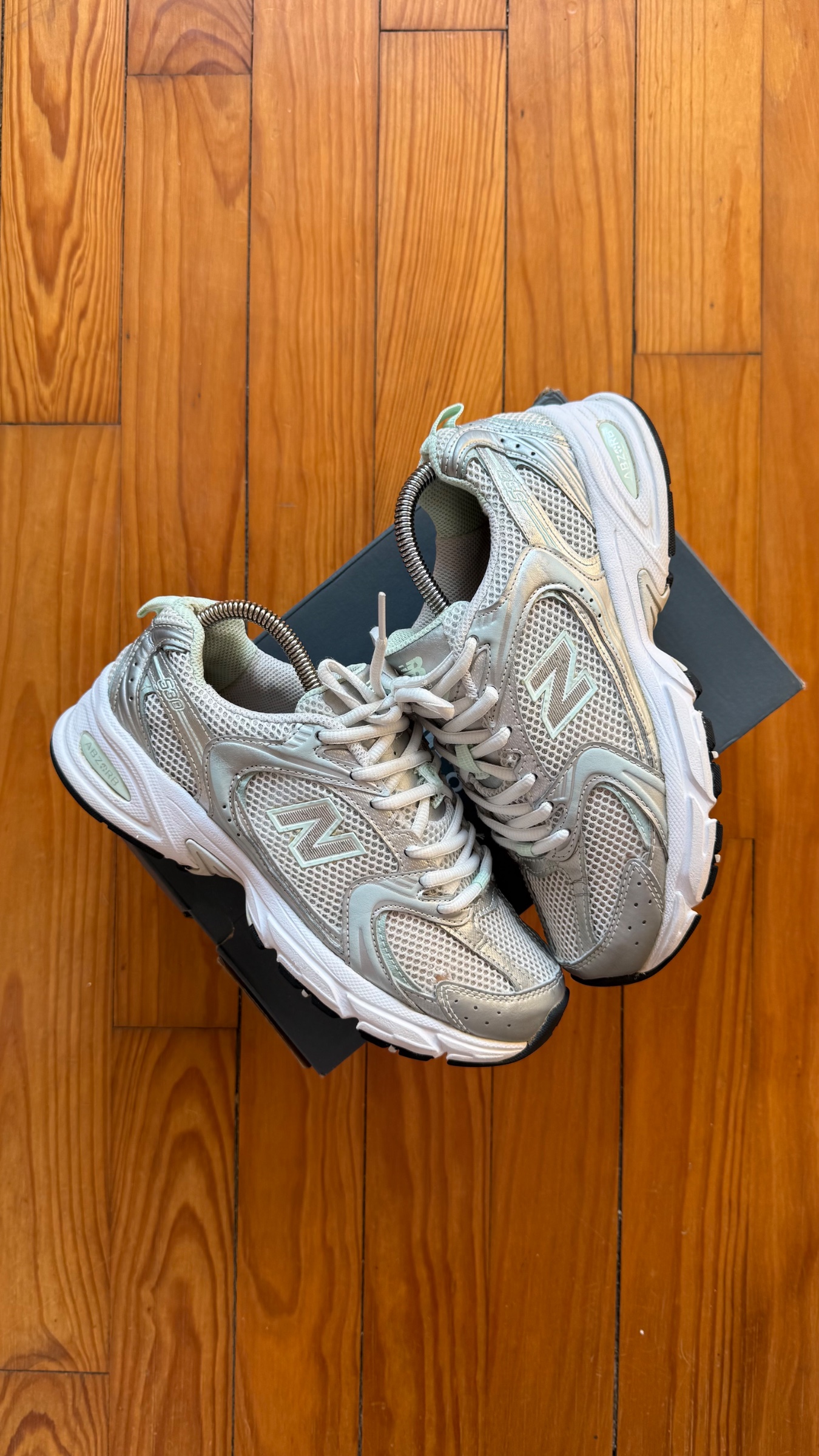 New Balance 530